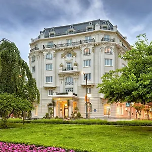 carlton.bilbaohotelsspain.com/