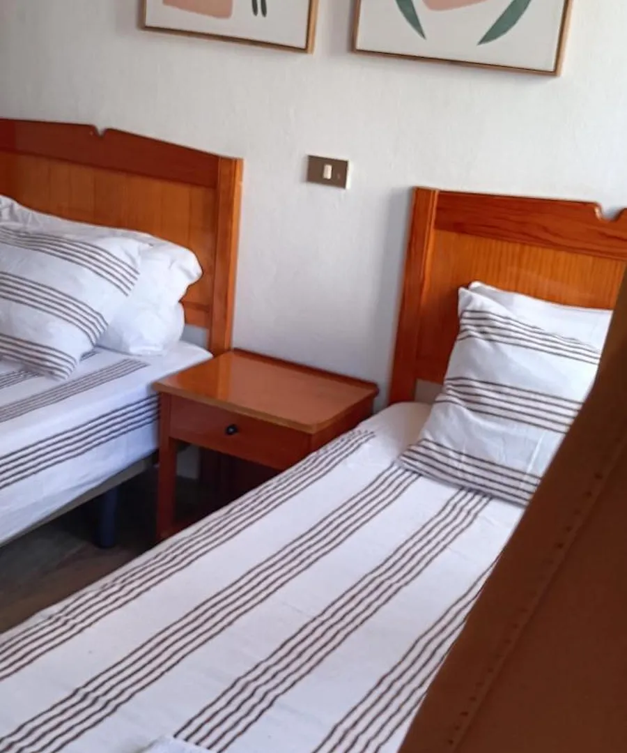 Gota De Mar Hostel Los Abrigos
